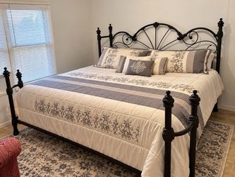 King Size Black Metal Bed Frame