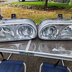 2014 Dodge Challenger Headlight Assemblies