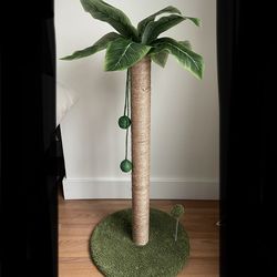 Cat Scratching Post Palm Tree – Like New