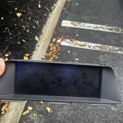 Bmw F10 Screen