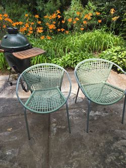 CB2 Outdoor Patio Chairs – Pair