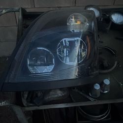 Volvo Headlight