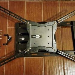 Premium OmniMount Wall Mount Fits Small to XL TVs 