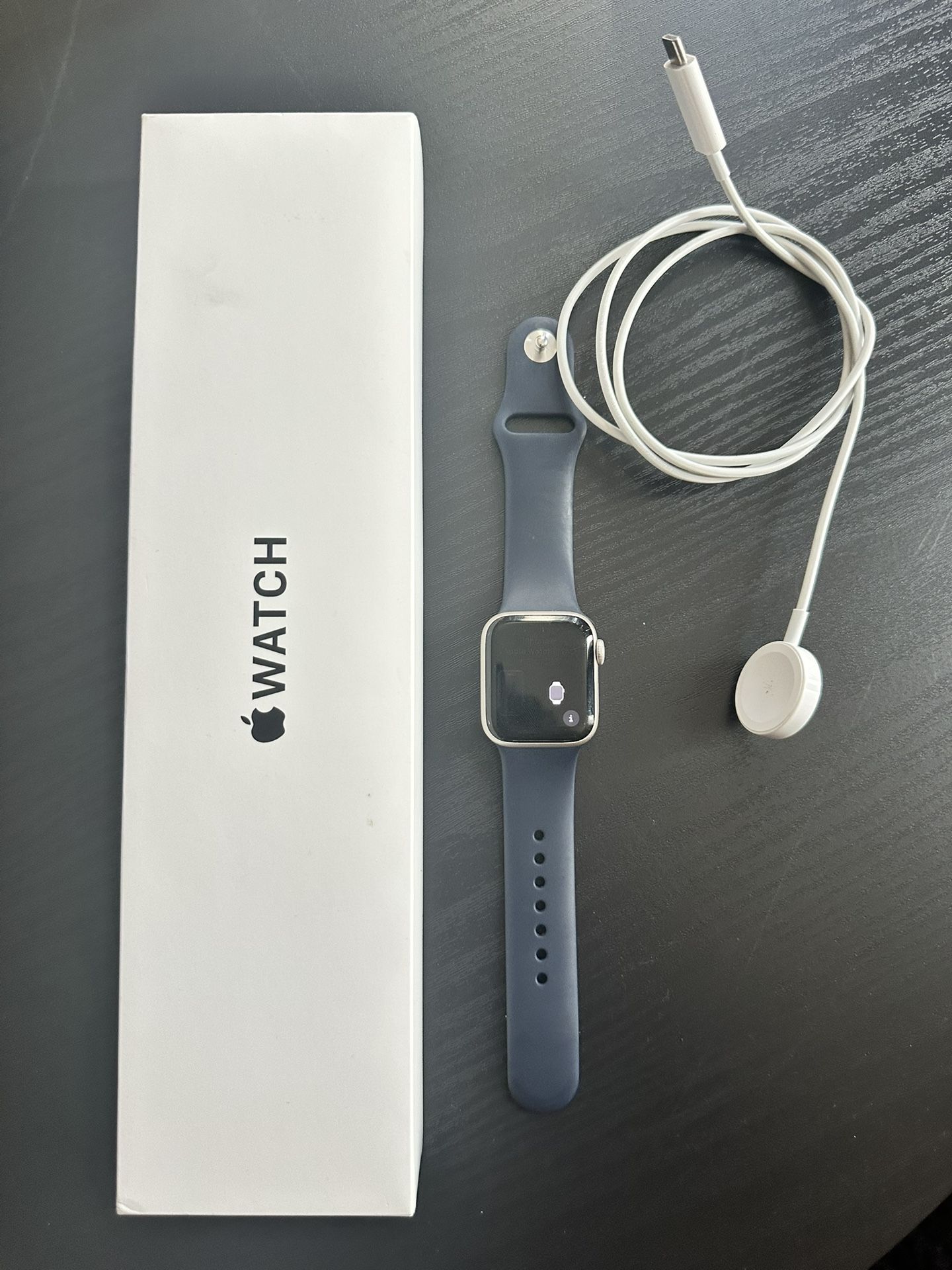 Apple Watch SE Gen 2 / AirPod Pros Bundle
