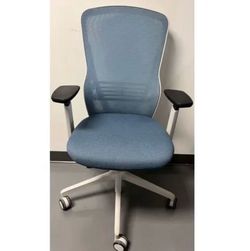 Task Chair / Silla De Oficina - Grand Prairie $100