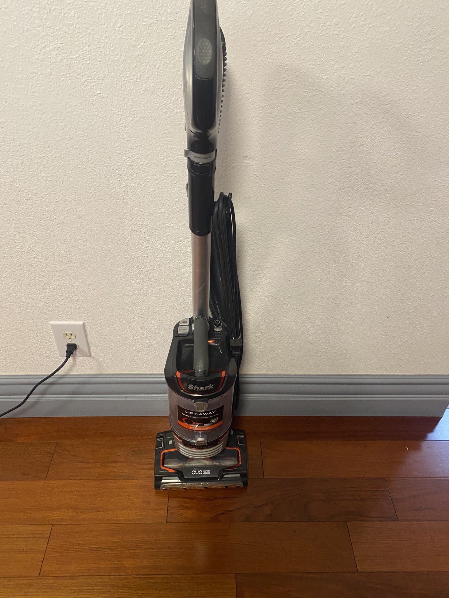 Shark Vacuum Cleaner