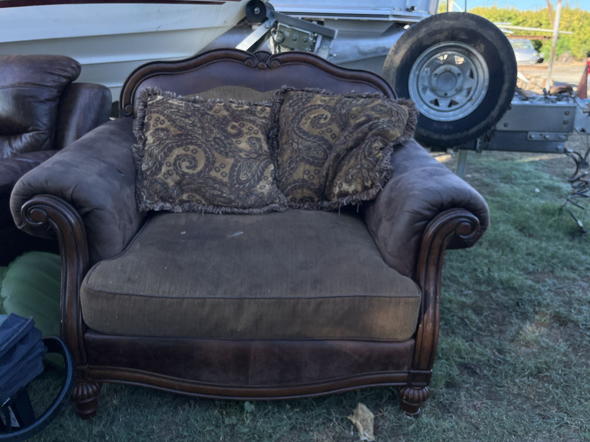 Single Couch 