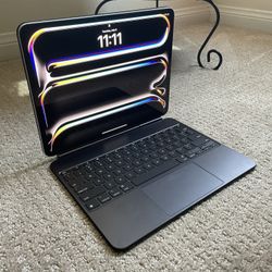 iPad Pro M4 13-inch 512GB + Apple Magic Keyboard
