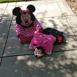 Minnie Mouse Chair Pillow And Bag