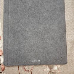 Microsoft Surface 1796