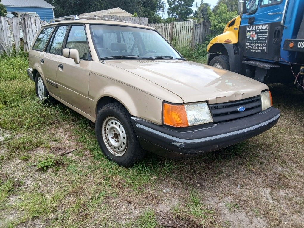 1988 Ford Escort