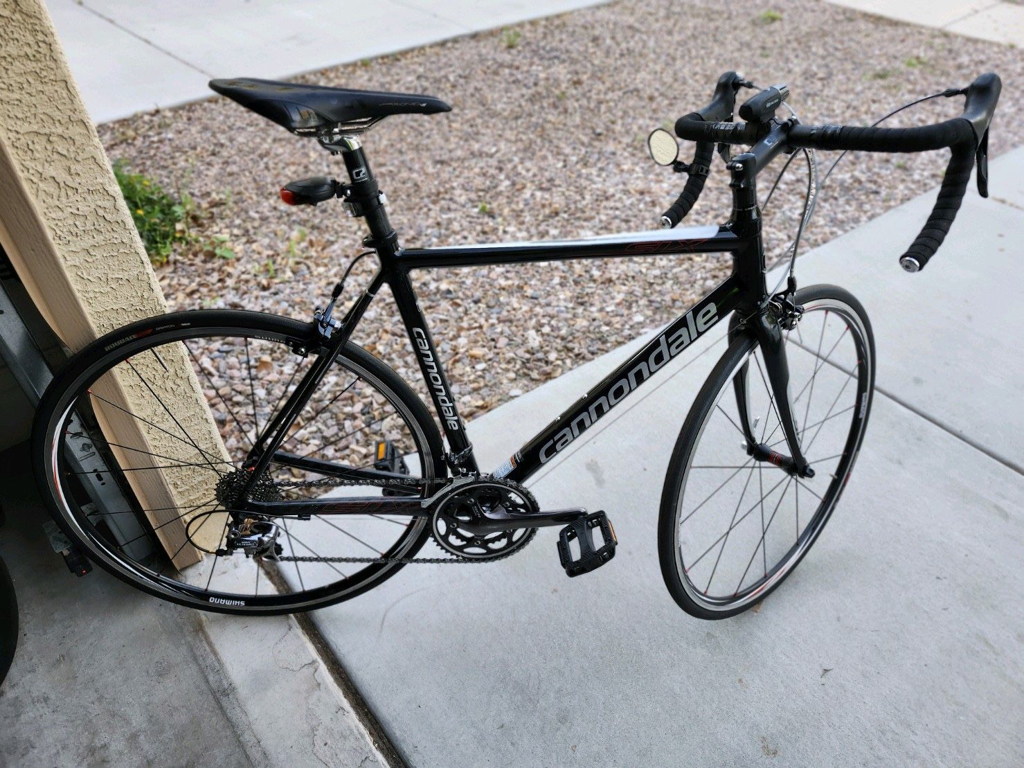 Road/Triathlon Bicycle- Cannondale 6 