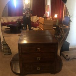 Vintage Must See, Unique