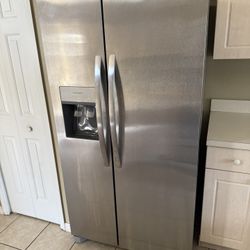 Frigid Air Refrigerator
