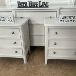 Dresser Set 