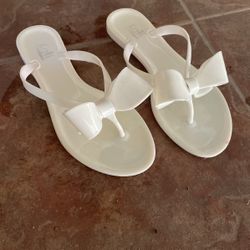 Bow Sandal