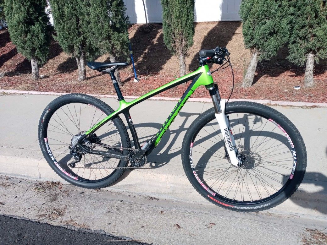 NINER AIR 9 RDO CARBON ...... MEDIUM 29ER