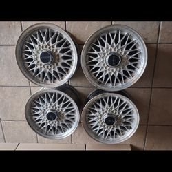 Full Set Of Lincoln/ Ford Crown Vic/ Mercury LACY SPOKE (BBS) RIMS 15"