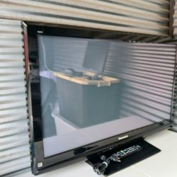 *SMART* Panasonic Viera S2 Series 50" Plasma TV HD LED Flat Screen& Remote... Beautiful picture