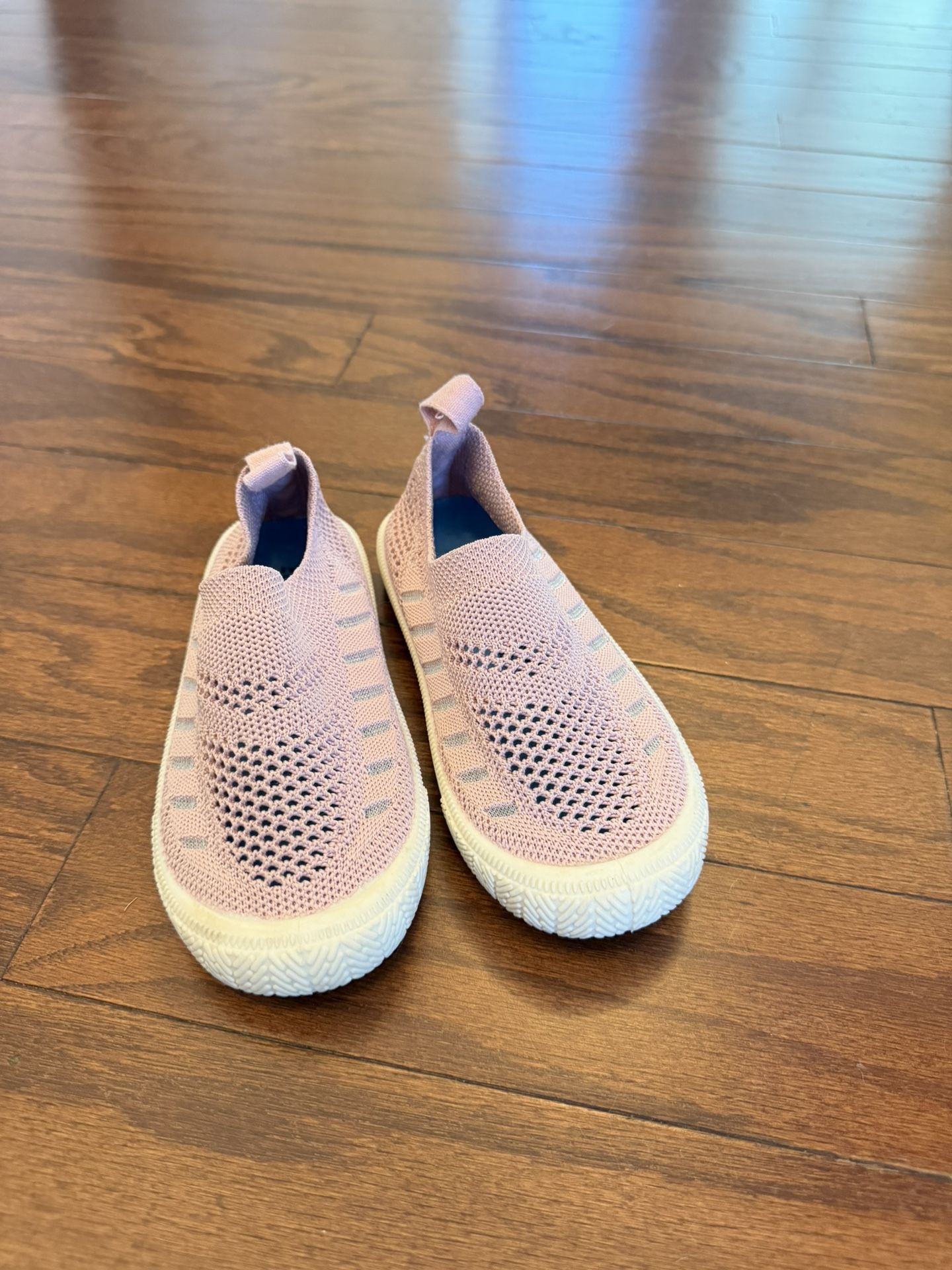 Jan & Jul Breeze Knit Shoes in pale pink