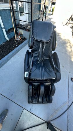 Osaki OS-4000CS Zero Gravity Massage Chair - Needs Remote - As Is