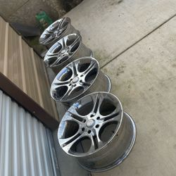 20” GMC  Or Chevy Wheels 