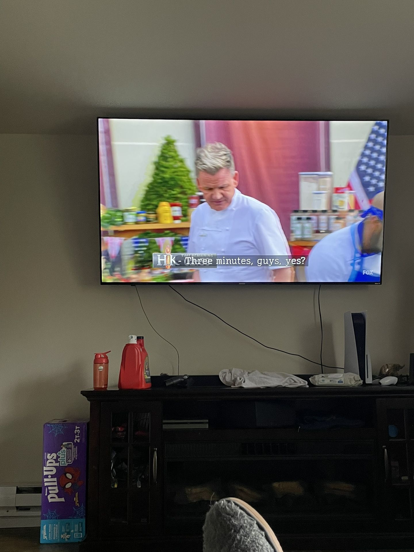 75 Inch Roku tv