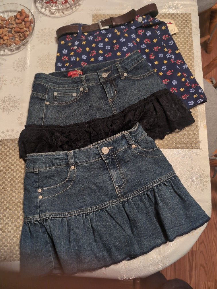 Set Of 3 Skirts. Girls Size 10/12