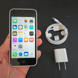 Apple iPhone 5c - UNLOCKED - Like New