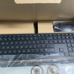 New HP MOUSE and Keyboard New In Package Paid $65