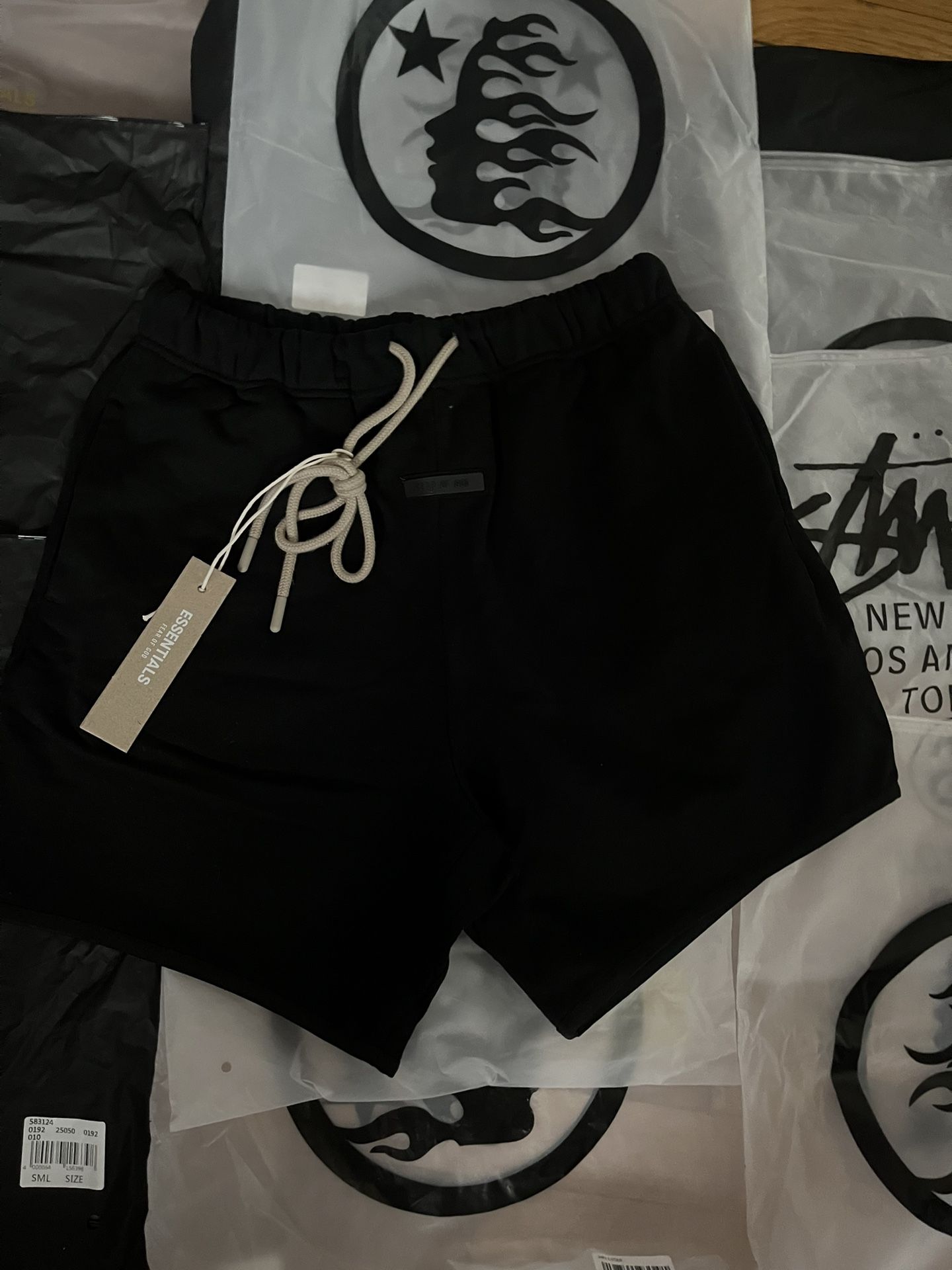 Men’s Essential Shorts