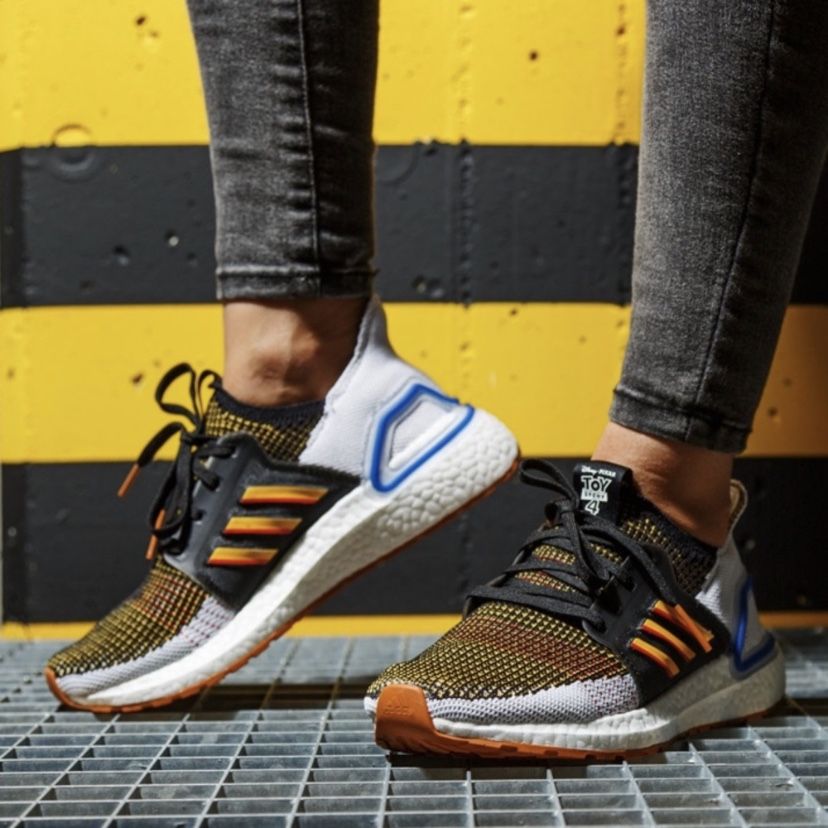 ADIDAS AUTHENTIC ULTRABOOST TOY STORY 5y fits women's