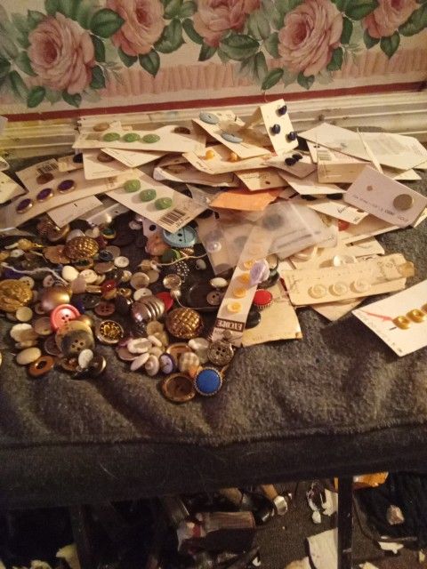 Over 200 Beautiful Vintage Buttons .Buying All Together