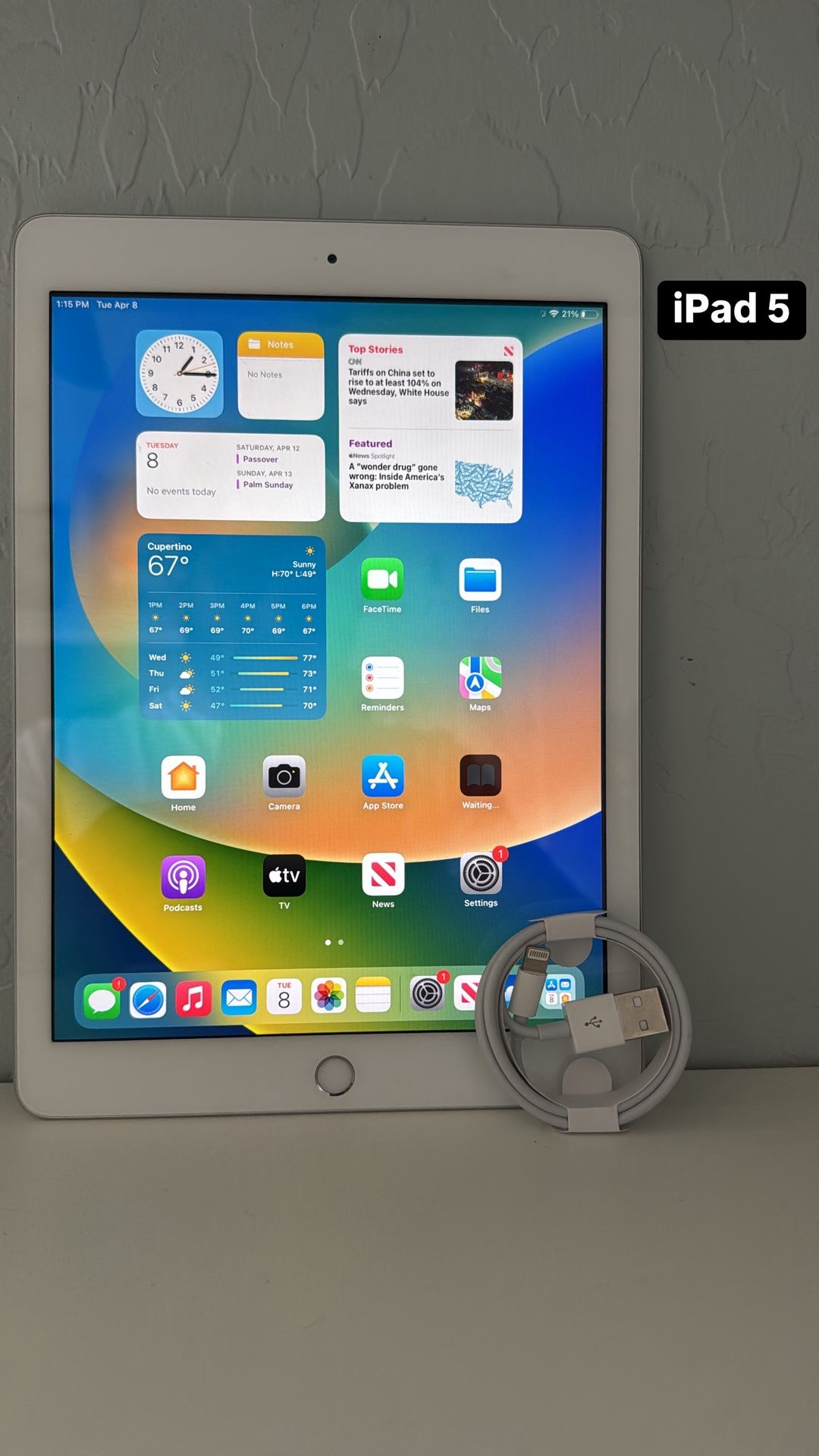 iPad 5th Gen. Like New And Unlocked!