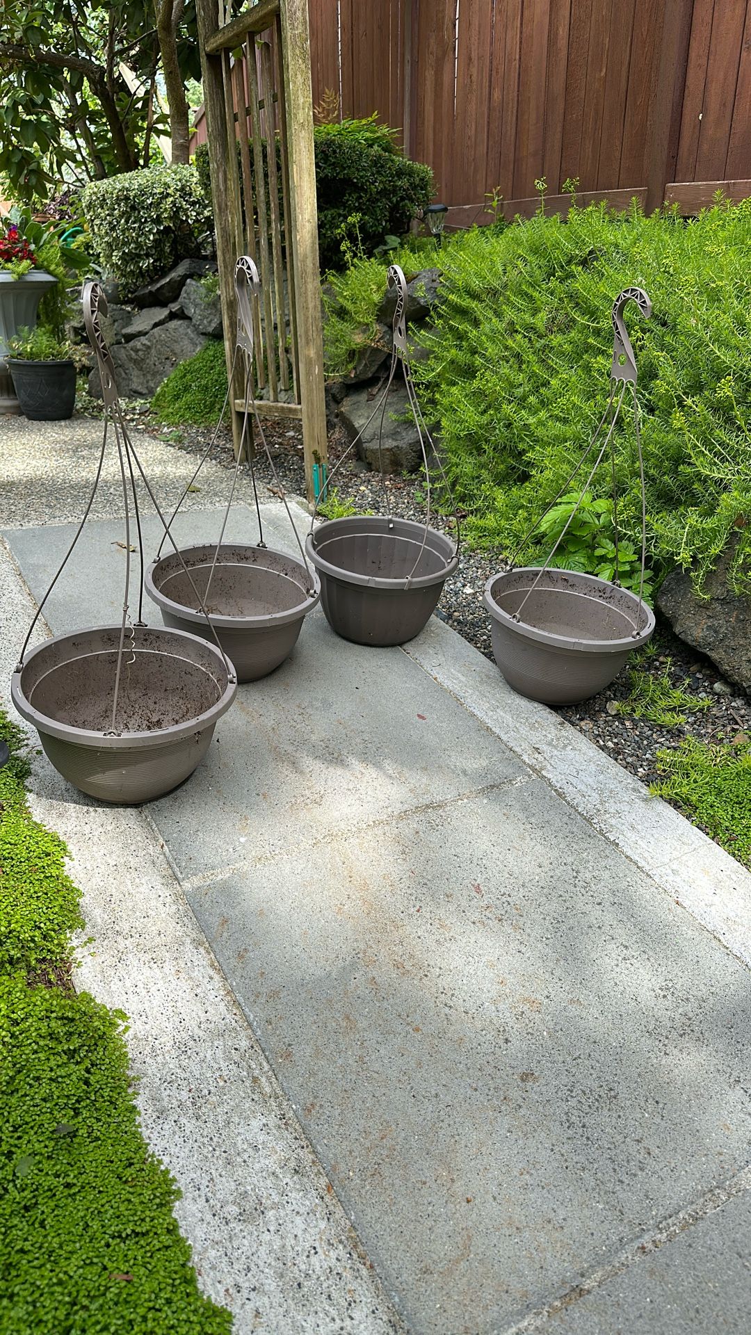Flower pot