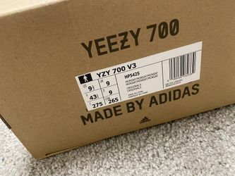 Yeezy 700 V3 Mono Safflower