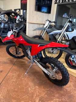 2026 Stark Varg EX 80hp Medium 165-200lbs (enduro)