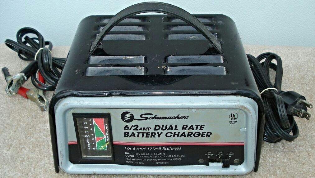 Schumacher SE-82-6 Dual-Rate 2/6 Amp Manual Battery Charger