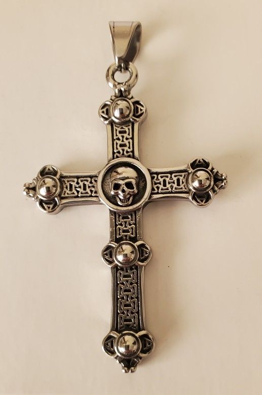 Men's Cross Skull Pendant