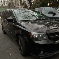 dodg grand caravan 2016 rt