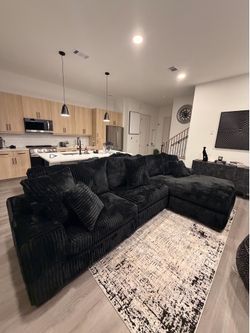Lexford Park Sectional (black)