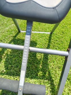Verakare ITX9550 Heavy Duty Inversion Table designed for back stretching and spinal decompressio