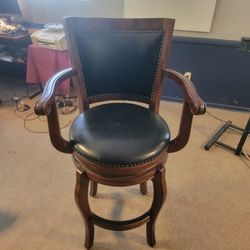 Wooden Stool Like NEW