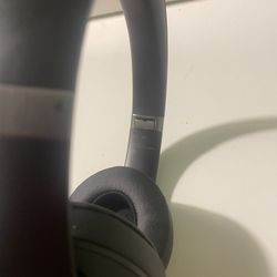 Beats Solo 4 