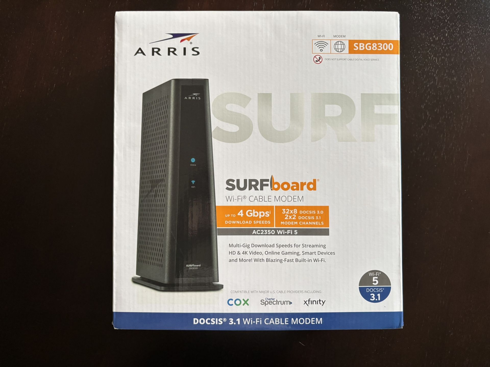 Arris SURFboard® DOCSIS® 3.1 Wi-Fi® CABLE MODEM SBG8300
