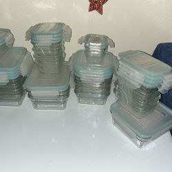 23 Count Glasslock  Tupperware 