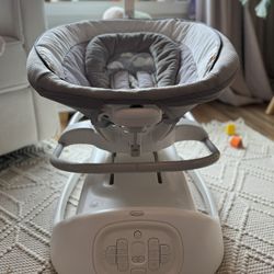 Graco Baby Swing With Crying Detector 
