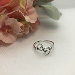 Double Knotted Heart Ring | Size 8