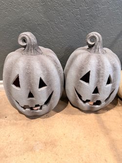 Ceramic Halloween pumpkins
