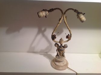 Antique Cherubs Lamp